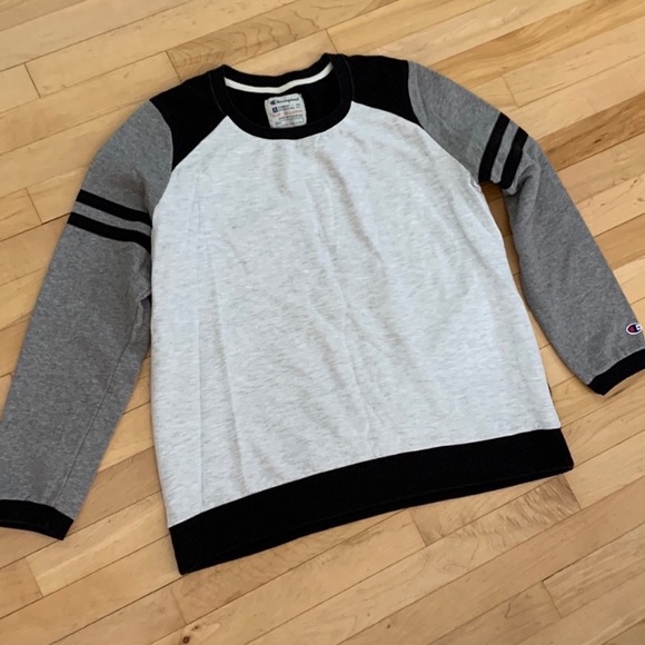 Champion Crewneck Sweatshirt - Picture 2 of 7